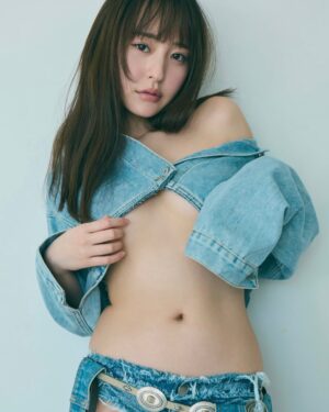 Kanami Takasaki Instagram - 【お知らせ】

本日4月14日(月)発売！
週刊プレイボーイさんに掲載されております🩵

それと同時に！
デジタル写真集「こんなにも高崎かなみ」が発売されました\♡/

皆様是非チェックとアンケートをお願いします🌸

https://www.grajapa.shueisha.co.jp/item/detail/gravure/ca70308bd4840c65530f9793f6955fb4

#週刊プレイボーイ
#週プレ