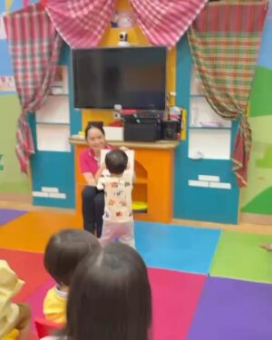 Kaneungnij Jaksamittanon Instagram - อันไหนชอบก็ดูจะตั้งใจเป็นพิเศษเลยครับ 
@babiesgenius_centraleastville
