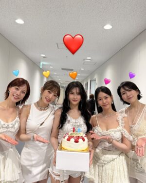 Kang Ji-young Instagram - 🧡🩷❤️💛🩵💜