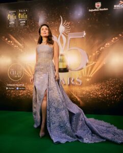 Actress Kareena Kapoor HD Photos and Wallpapers March 2025