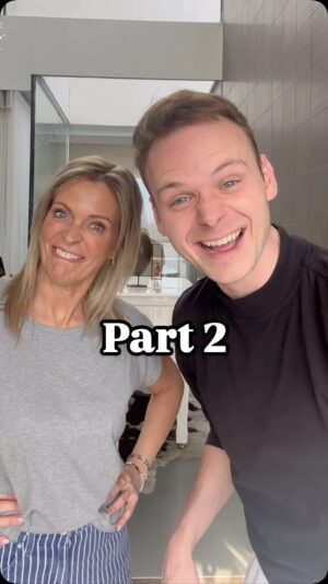 Karen Damen Instagram - Onder het motto: lachen is gezond! 😂
Maar samen lachen is nog veel leuker. Komen jullie nog lachen tijdens mijn show? 😍
Tickets: www.karendamen.be
