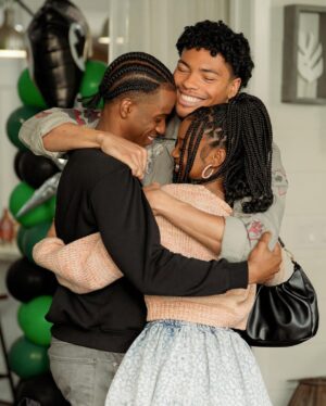 Karimah Westbrook Instagram - Alright! Here we go!! It’s happening!!!! I wonder if I’ll always be like this, lol. But I am excited. Tonight the second episode of something I directed comes on television. I remember when I had just started thinking about directing and now it’s happening. Thanking God for exposing me to this fascinating craft. Felt good to be reunited with my All American fam and to meet and work with the new cast too. So good! 

TONIGHT! Tune into an all new episode of All American. It’s definitely a good, even I was shocked by what happens. Whew! 

I hope you can tune in tonight! 8/7c on the @thecw. #AllAmerican #Season7 #Director