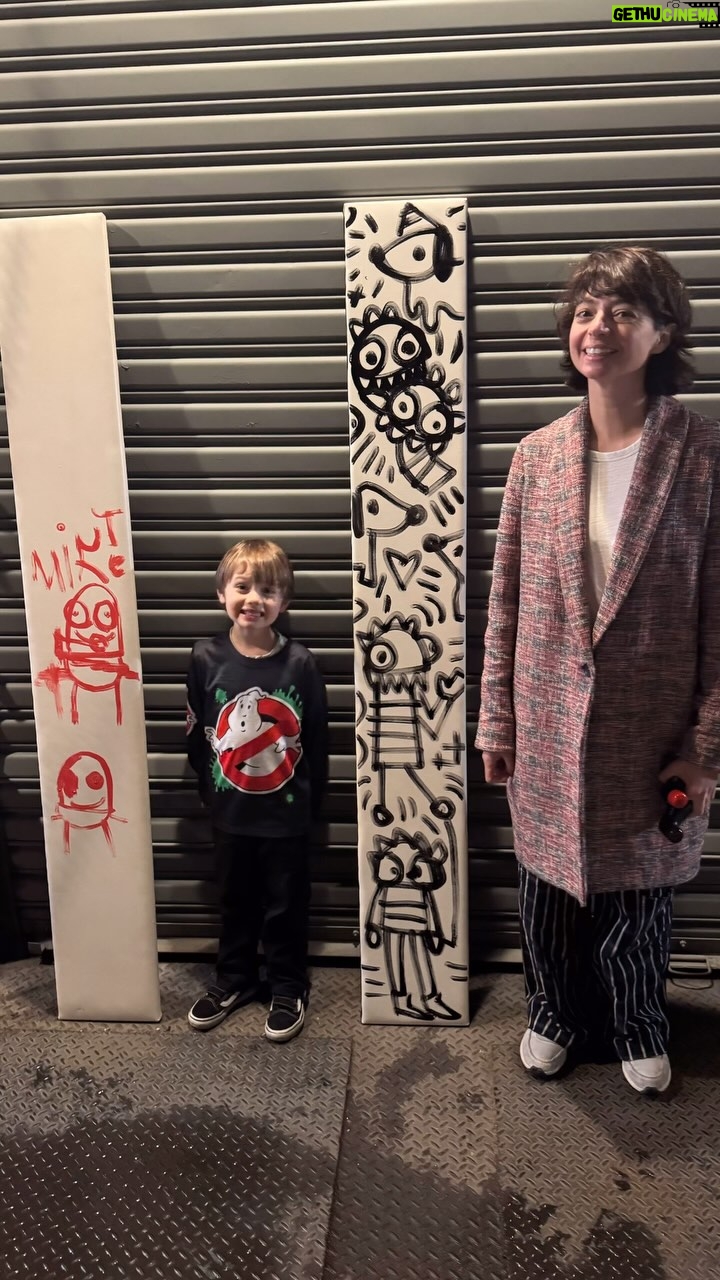 Kate Micucci - 7.2K Likes - Drawing on trash with my five year oldā¦it was a perfect way to celebrate my birthday. ā¤ļøš