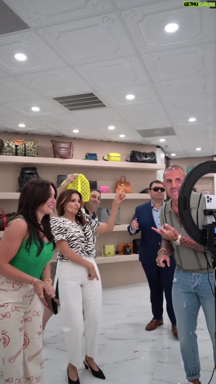 Kathrine Narducci - 196 Likes - We failed the challenge, in style! 😉 The Don’s Luxury x Joe Hollywood collab with @katherinenarducci & @lilmomozarella was pure magic! Huge thank you to the crew for killing it on camera—more to come! 🎥@therealjoehollywood @thesopranosfamily
#TheDonsLuxury #WhatnotBreak #JoeHollywood #lilmomozarella #KatherineNarducci #StreamLegends #StrikeAPose #Luxury #Sopranos 🍷✨