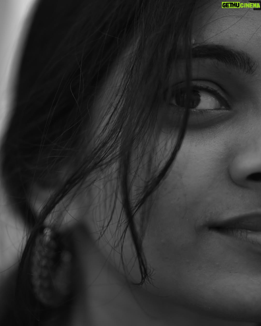 Keerthana Sreekumar - 13.2K Likes - #shelivesthepoetry
