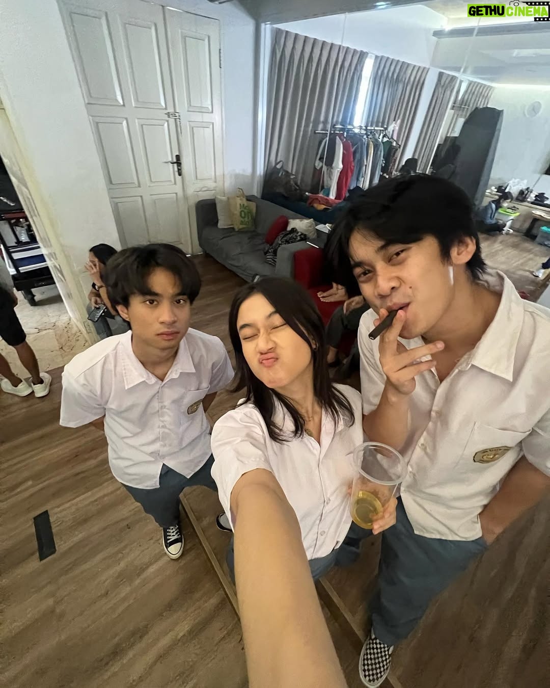 Keisya Levronka - 120.2K Likes - Respati sedang tayang di bioskop Singapore dan Malaysiaaa!