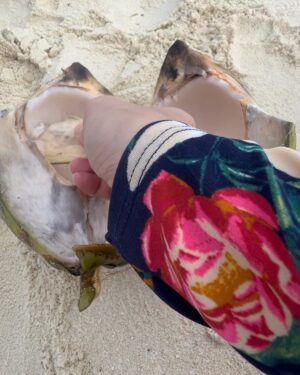 Keisya Levronka Instagram - pulau kei dengan ‘pasir terhalus di dunia’ nyaaaa
