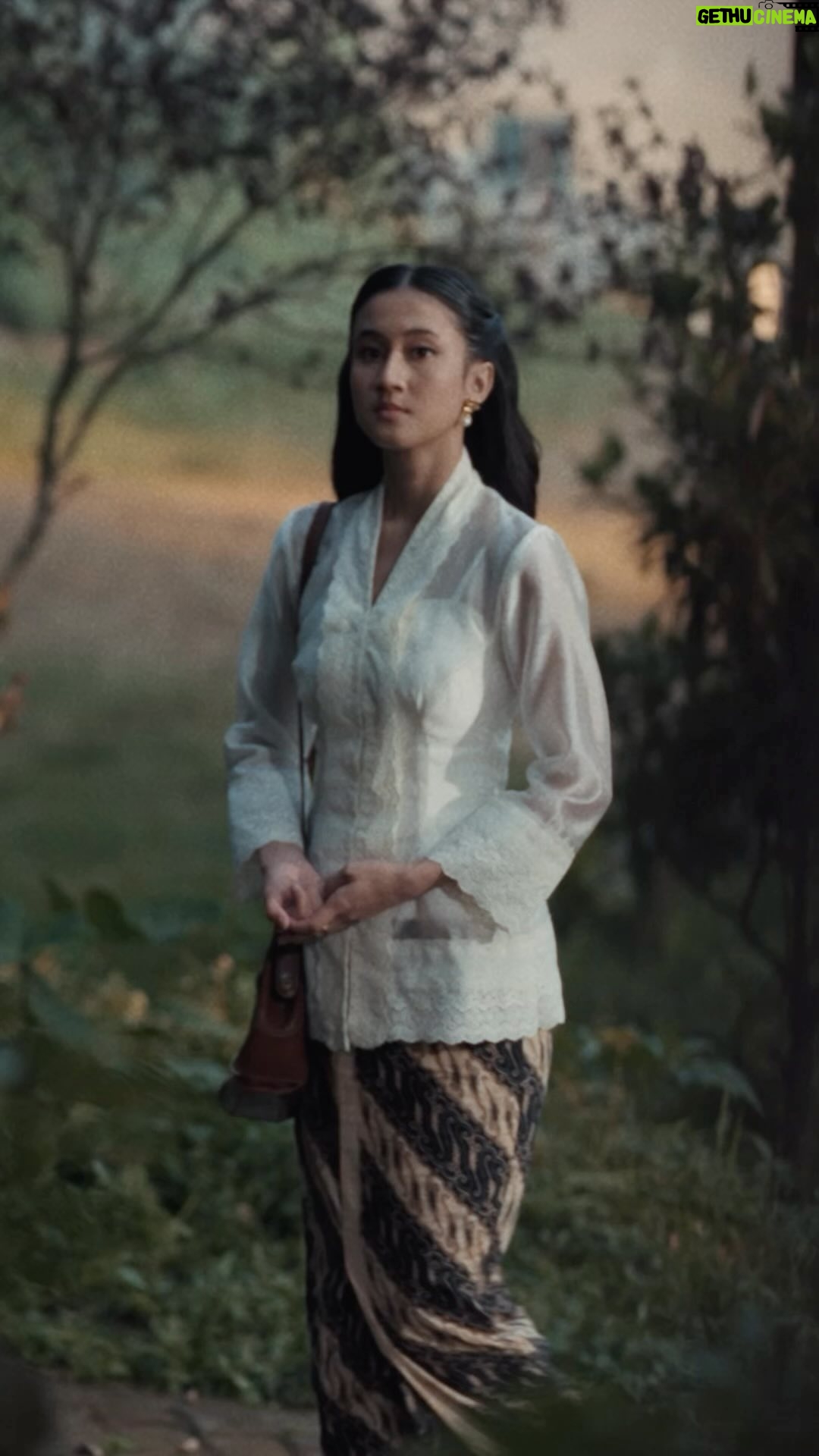 Keisya Levronka - 115.4K Likes - Rela melepaskan jika kamu lebih bahagia tanpaku 🥀 ‘Bahagia Tanpaku’ is out now! stream sekarang!