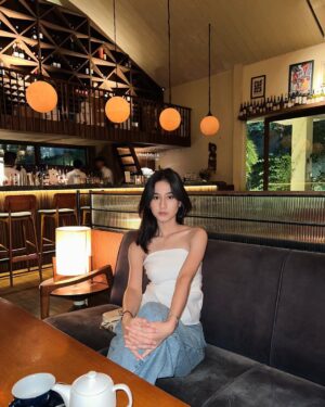 Keisya Levronka Instagram - rambut panjwaang💅