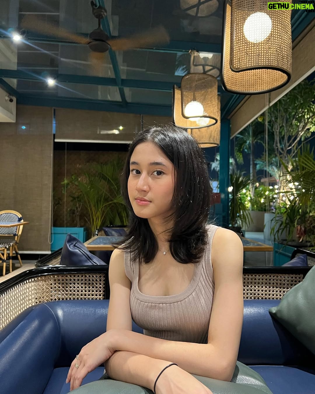 Keisya Levronka - 241.8K Likes - a sucker for anything asin