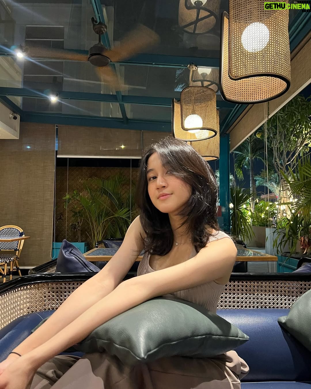 Keisya Levronka - 241.8K Likes - a sucker for anything asin
