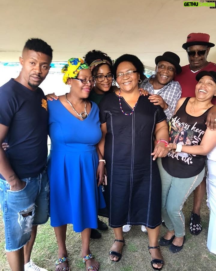 Keke Mphuthi - 34.6K Likes - You had one request” Please bring my Umzukulu”💔
Thank you for being a present father Papa Don.
I appreciate you so much May you find peace now
Lala Ngoxolo🕊️🕊️🕊️