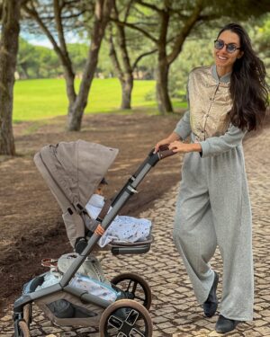 Kelly Baron Instagram - Um pouquinho da nossa primeira semana em Portugal, depois de 1 ano no Brasil ❤️