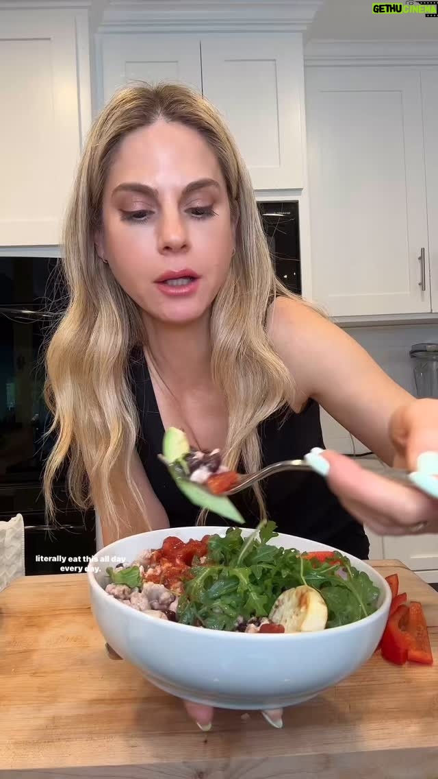 Kelly Kruger - 448 Likes - Would you make this?? It’s got the perfect amount of protein fiber and flavor, i need the sweet and savory.
How would u make it?
#easyrecipe #glutenfreerecipes #protein #turkey #easyrecipes #protein