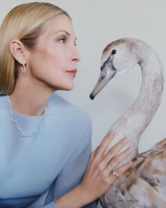 Actress Kelly Rutherford HD Photos and Wallpapers April 2025