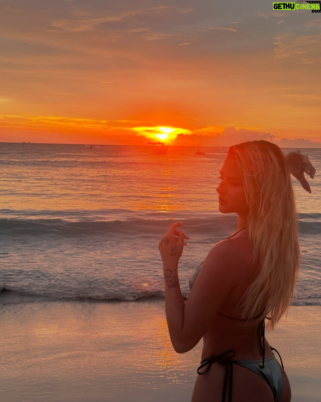 Kelly Vedovelli - 20.8K Likes -