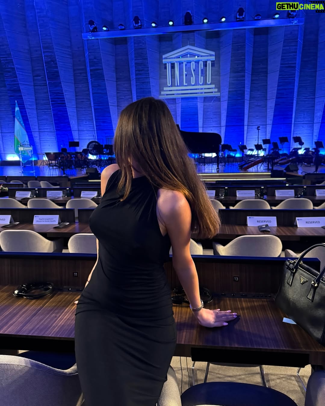 Kellyn Sun - 14.1K Likes - An unforgettable experience with the National Orchestra of Uzbekistan, « The Sands of Time » at the UNESCO headquarter in Paris . Powerful, emotional and captivating, every note told a story that resonated deeply. 🌟 @unesco @beriniglesias_events
#MusicThatmoves#ThesandsOfTime#uzbekistanorchestra#unesco#paris