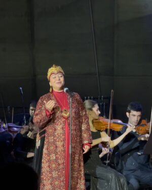 Kellyn Sun Instagram - An unforgettable experience with the National Orchestra of Uzbekistan, « The Sands of Time » at the UNESCO headquarter in Paris . Powerful, emotional and captivating, every note told a story that resonated deeply. 🌟 @unesco @beriniglesias_events 

#MusicThatmoves#ThesandsOfTime#uzbekistanorchestra#unesco#paris