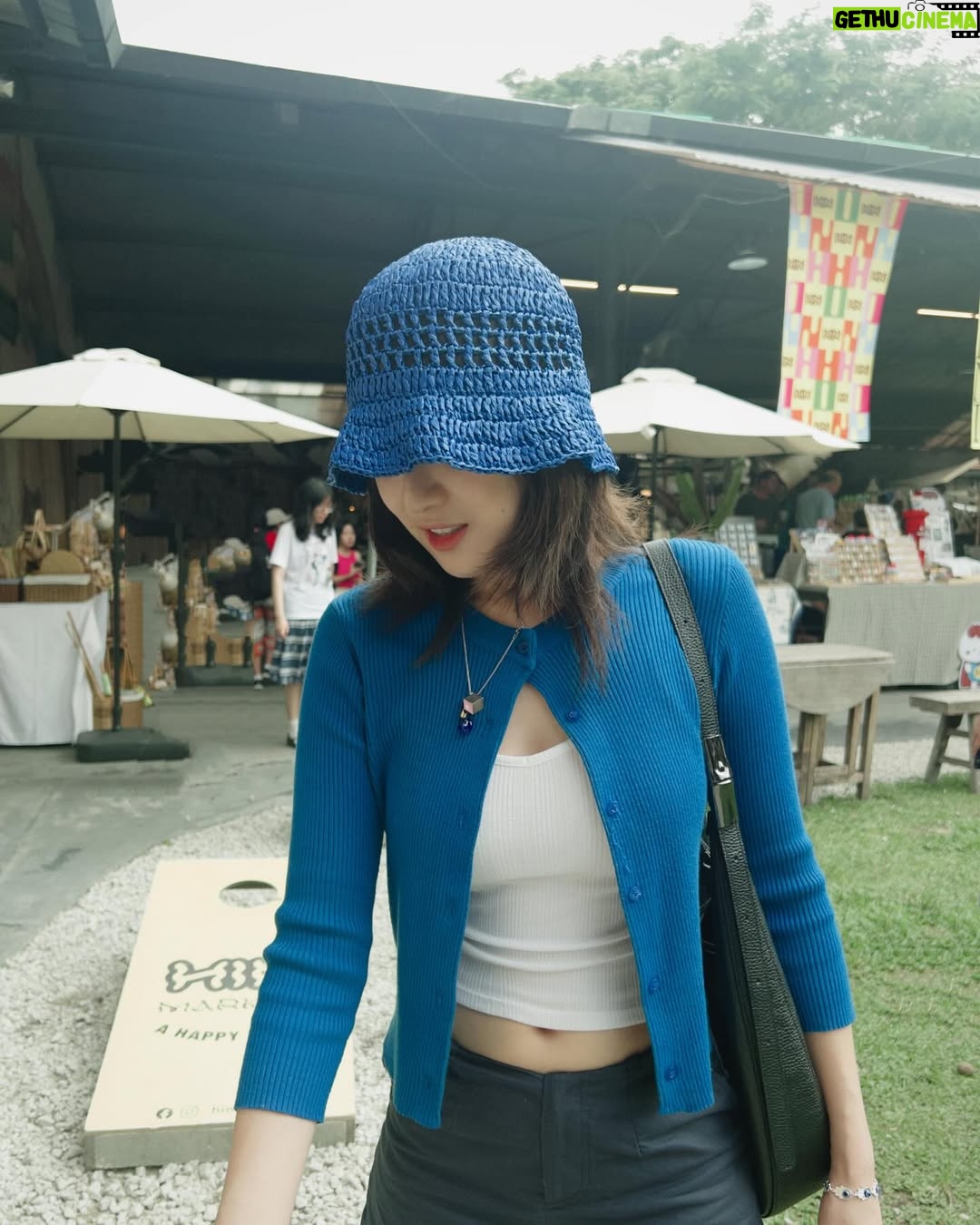 Kendra Sow - 4.4K Likes - Not all blues are blue 💙🩵🤍