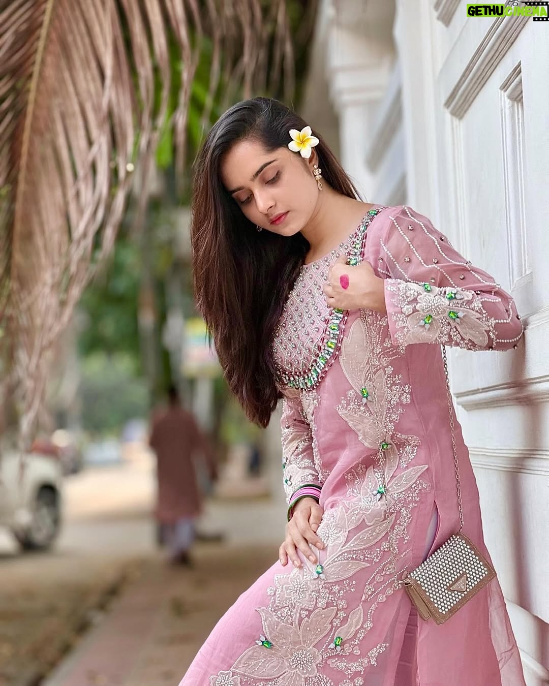 Keya Akter Payel - 41.1K Likes - Eid Mubarak 🌙