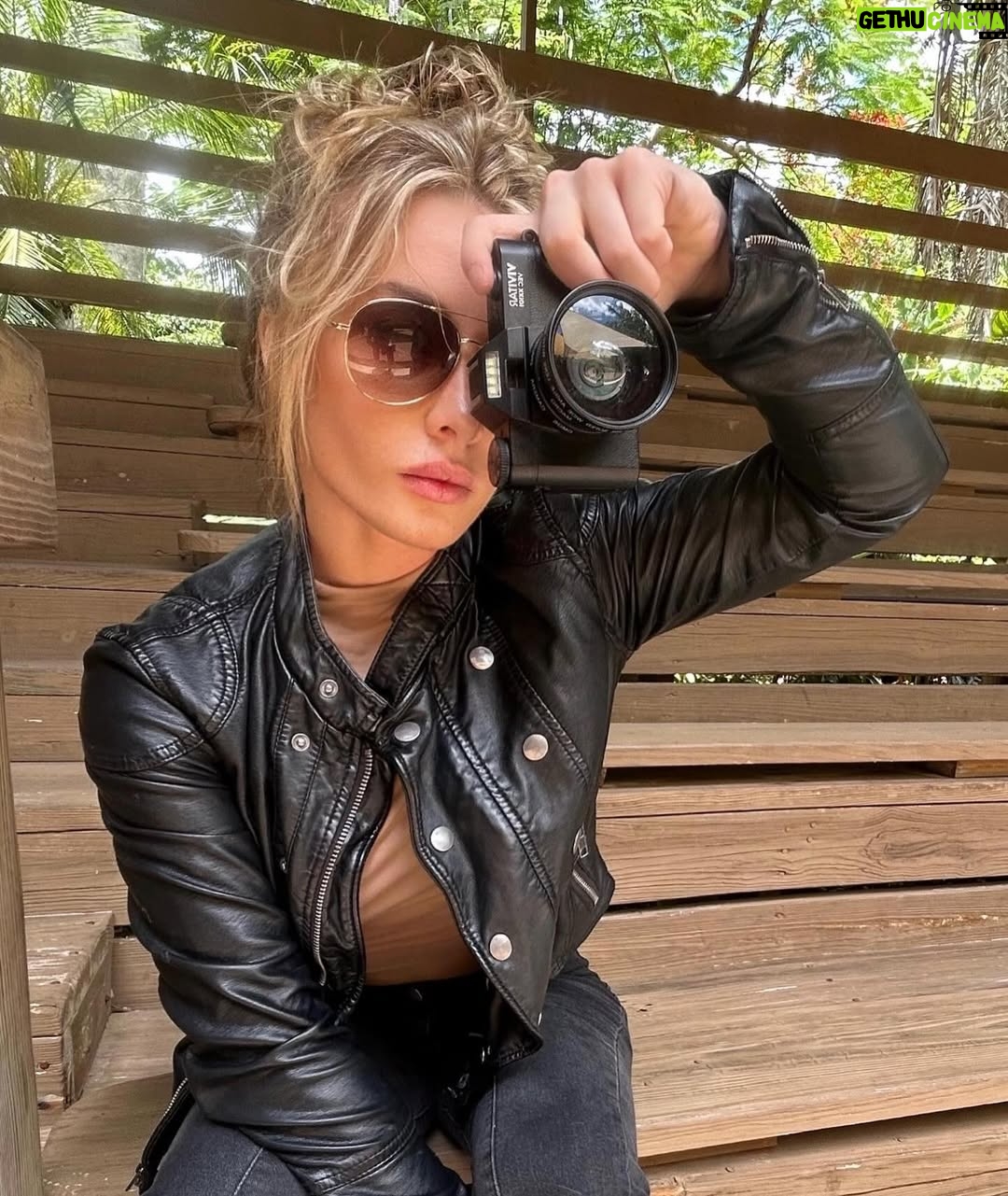 Kijsa Gifford - 7K Likes - life recently