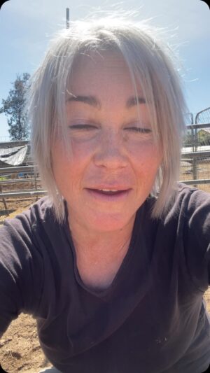 Kim Rhodes Instagram - TW pet death. But so much love. For him… and you. You are so good and I am so grateful for you. #love #pig