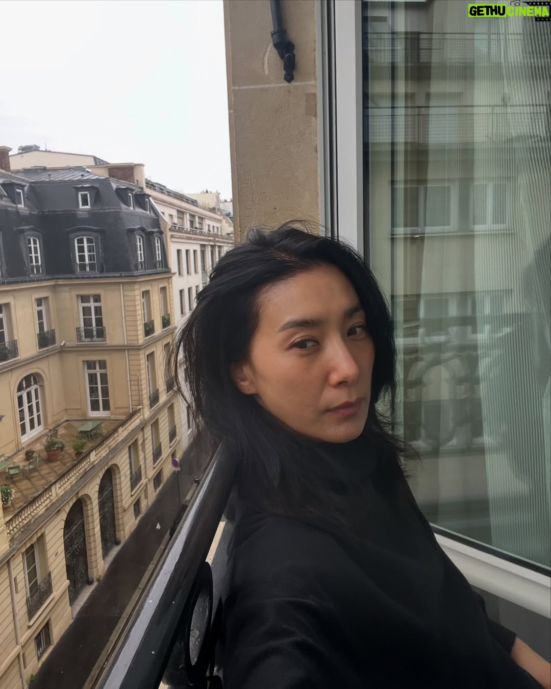 Kim Seo-hyung - 26.3K Likes -