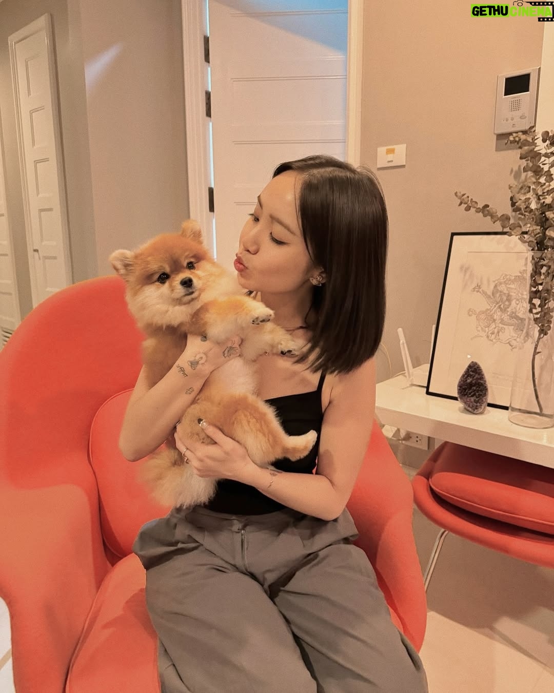 Kimberley Chen - 25.1K Likes - I miss my bed 🫀