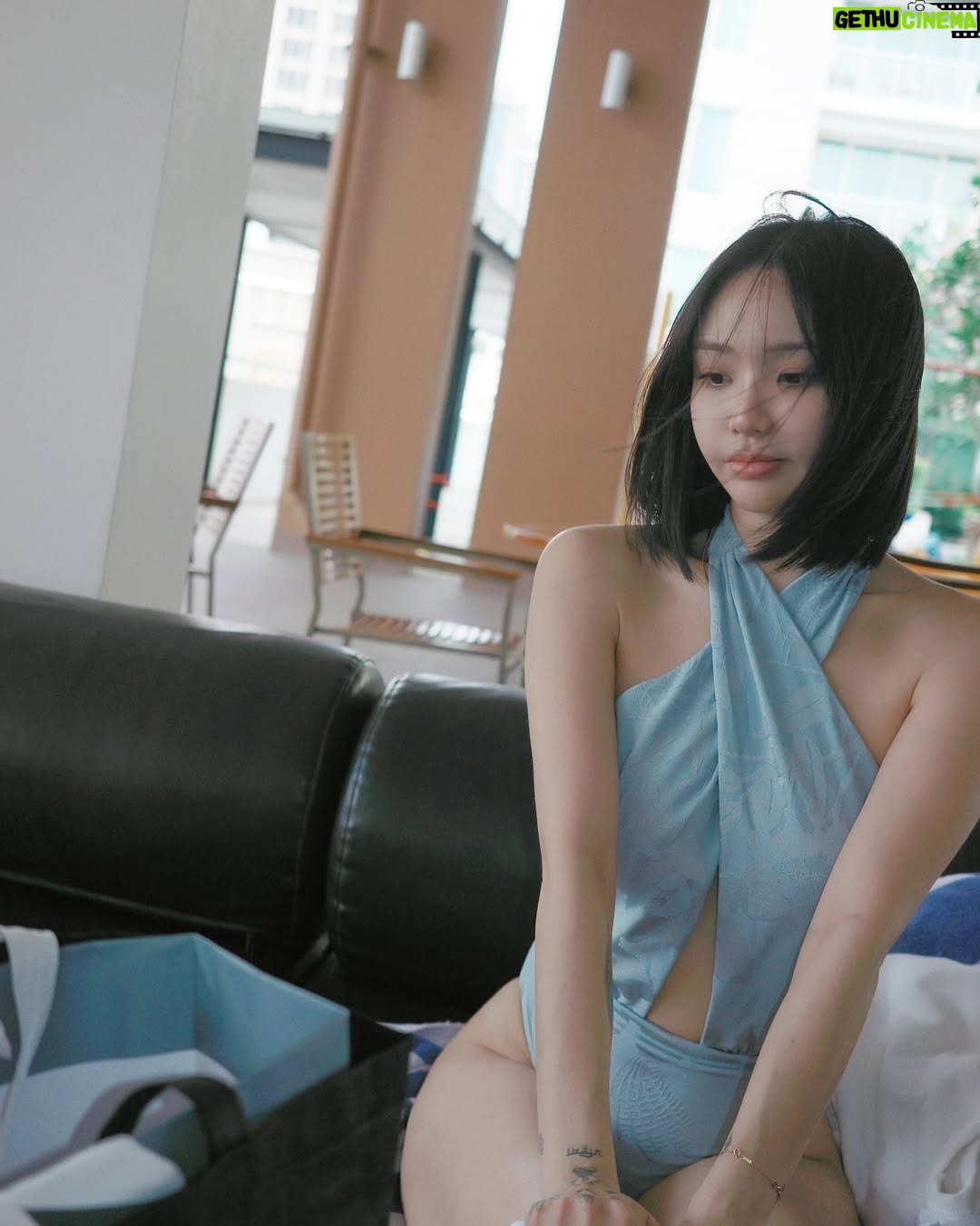 Kimberley Chen - 25.1K Likes - I miss my bed 🫀