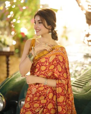 Kinza Hashmi Instagram - Hum pyar karnay walay hain koi ghair nahi 🥲

👗 @sammykdesigns
📸 @wedding.wizards
💎 @ayeshaccessories