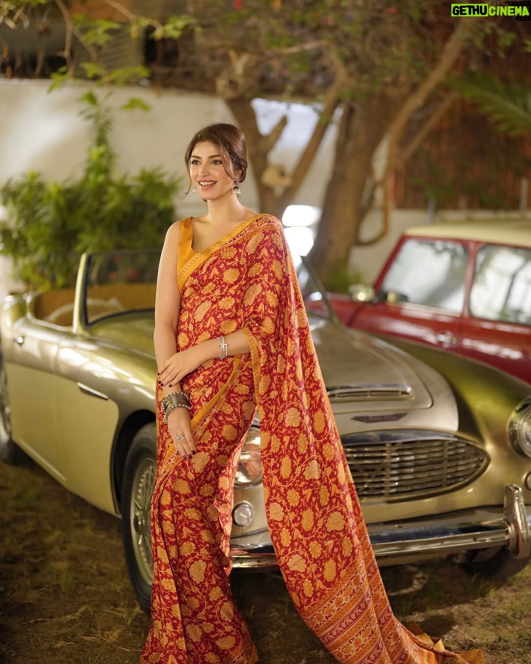 Kinza Hashmi - 332.7K Likes - Hum pyar karnay walay hain koi ghair nahi 🥲
👗 @sammykdesigns
📸 @wedding.wizards
💎 @ayeshaccessories
