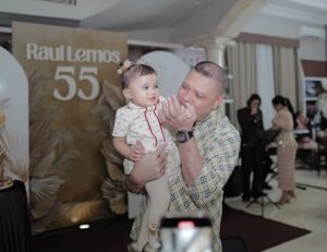 Krisdayanti Instagram - 🎂 Feliz aniversário Avo