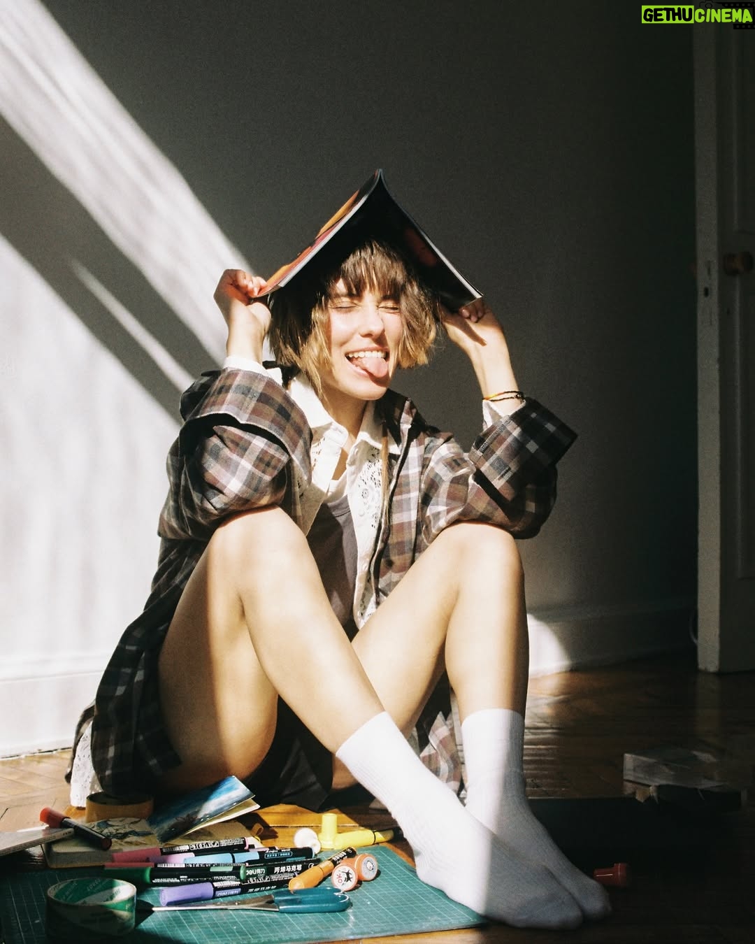 Kristina Kosheleva - 3.7K Likes - 𓃗
Кому эта радуга светит
Надеюсь, всем людям на свете
Надеюсь, она не заметит
Как холодно дует сегодня ветер
creative producer: Ольга Рогова @ollie.ro
model: Кристина Кошелева @kosheleva.aveleshok
photographer: Илья Вараксин @varaksin_film
stylist: Татьяна Салдина @enpatati