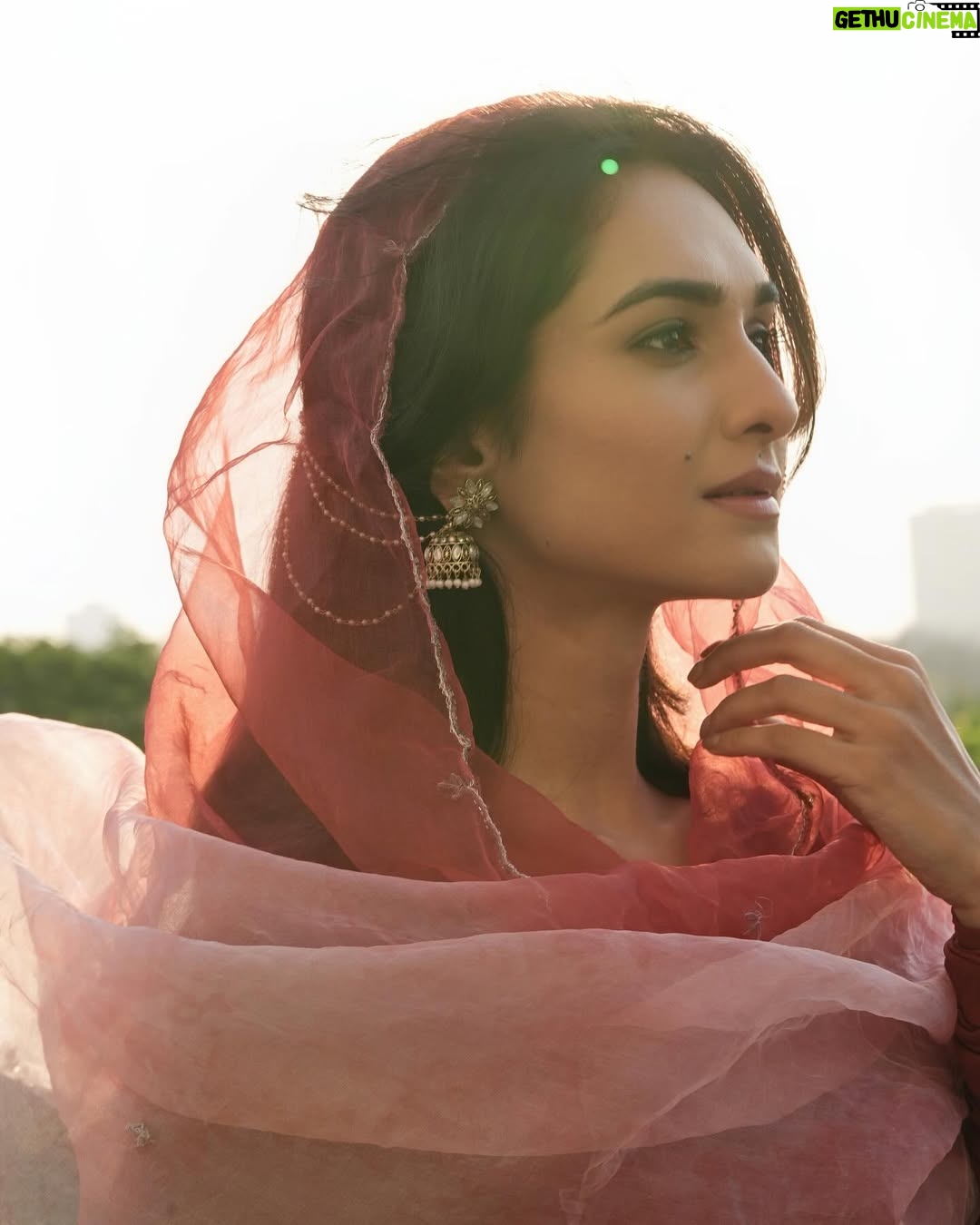 Kritika Singh Yadav - 10.5K Likes -