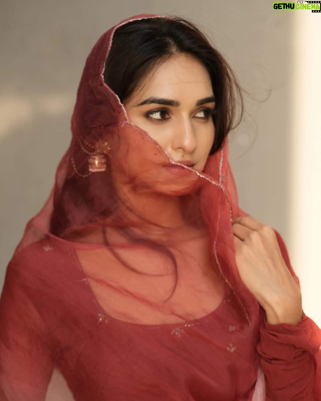 Kritika Singh Yadav - 10.5K Likes -