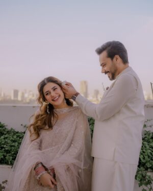 Kubra Khan Instagram - ‎ہماری حسین عید ✨ 

الحمد لله ♥️🧿

@haseensofficial 

#HumariHaseenEid #HaseensOfficial

💄: @mubsher.bhatti 
📸: @takesbytwo