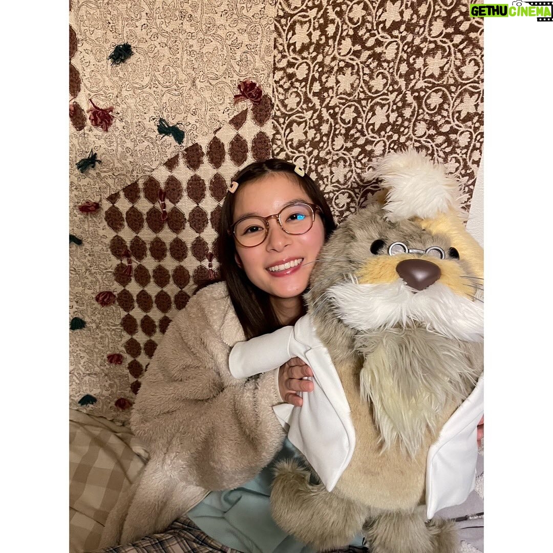 Kyoko Yoshine - 60.8K Likes - 「まどか26歳、研修医やってます!」
いよいよ本日22時から最終回です!
ここまでやってきました!
ついに選択の時です!
消化器外科、消化器内科、泌尿器科、救命救急科、精神科、乳腺外科、麻酔科...
2年間のスーパーローテーションで7つの科を回ってきました。
たくさんの出会いと別れがあった2年間でした。
どんな選択をするのか、
そしてこれからどんな人生が始まるのか、
少しずつ成長してきたまどかを
どうかどうか最後まで見守ってください😌✨
実は私もまだ見てないんです。
みなさまと一緒にリアルタイムで見ようと思います!
終わってしまうのは寂しいけれど
最後まで温かい世界が広がっているはず!
どうかどうか届きますように✨
よろしくお願いします!
思い出の写真たちを📷
#まどか26歳