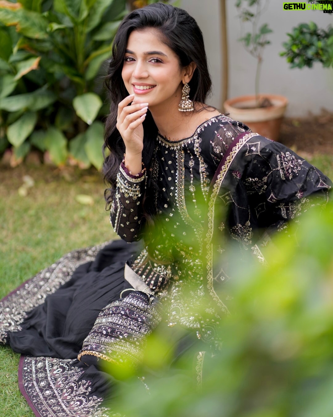 Laiba Khan - 398.6K Likes - کچھ آپ میں بات ایسی ہے ❤️
@fibanajm_official
@anayraamal