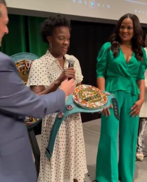 Laila Ali Instagram - TIARA BROWN JUST GOT HER WBC BELT FROM LAILA ALI & President Mauricio Sulaiman 🥹🏆🔥 @tiara.anointed @thereallailaali @wbcboxing @wbcmoro