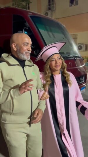 Laila Elwi Instagram - مكنش في حد مش بيحبك سواء من إخراج، إنتاج و من الزملاء، كلنا كنا بنحبك اوي، ربنا يرحمك يارب🙌🏻

#ليلي_علوي