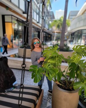 Laila Elwi Instagram - From Beverly Hills with love ❤️❤️
