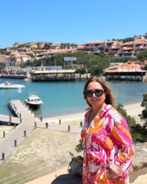 Laila Elwi Instagram - Sending love from Sardinia 🥰💕