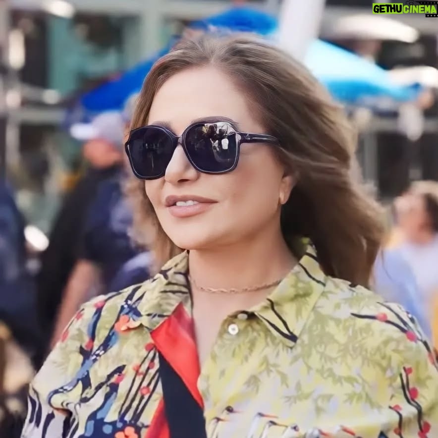 Laila Elwi - 13.5K Likes - Snaps from my interview with @alarabiya in LA. @hollywoodarabfilmfestival
Thank you @raffitalks for the nice talk and walk 😍
✨✨