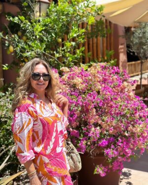 Laila Elwi Instagram - Sending love from Sardinia 🥰💕