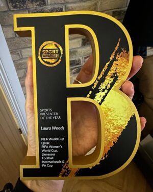 Laura Woods Instagram - Oh wow 🥹 Broadcast Sports Presenter of the Year 23’ 🏆 for my work with @itvfootball - it couldn’t feel more special to me. Thank you to my whole family at ITV, both in front and behind the camera for having all the faith in the world in me and for making this job so incredibly fun and rewarding! You can’t win anything without the hard work of an entire team ❤️and I adore you. Special note to my fellow nominees too, who are both my friends and my role models and who I feel incredibly lucky to be alongside in this industry. And thank you to @broadcast_sport for this amazing recognition and my first award. It means the world to me. Now, off to @sheppeyufc for FA Cup! 🙌🏻🤣❤️