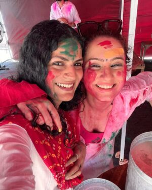 Lavina Tandon Instagram - Holi 2025 💫
.
.
.
.
.
Late post 🚨