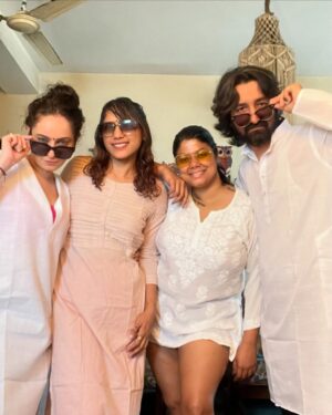 Lavina Tandon Instagram - Holi 2025 💫
.
.
.
.
.
Late post 🚨