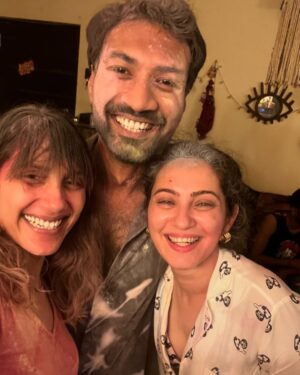 Lavina Tandon Instagram - Holi 2025 💫
.
.
.
.
.
Late post 🚨
