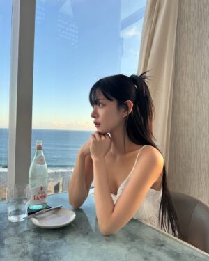 Lee Chae-young Instagram - 🤍#UmanaBali