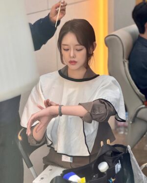 Lee Yoo-jin Instagram - 점점 신나버렸넹☺️🌸🌷